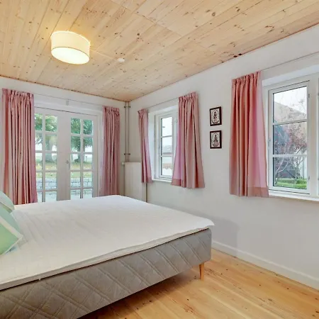 Holiday home Malinda - 500m From The Sea In Se Jutland By Interhome *