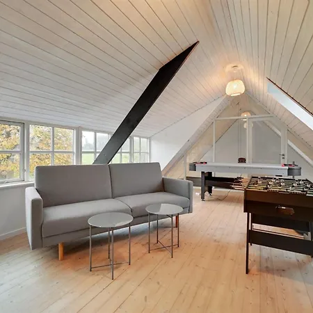 Malinda - 500m From The Sea By Interhome